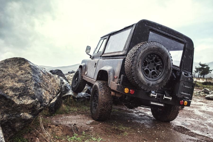  Land Rover Defender 90 by Icon 2014 года  (фото 4 из 63)